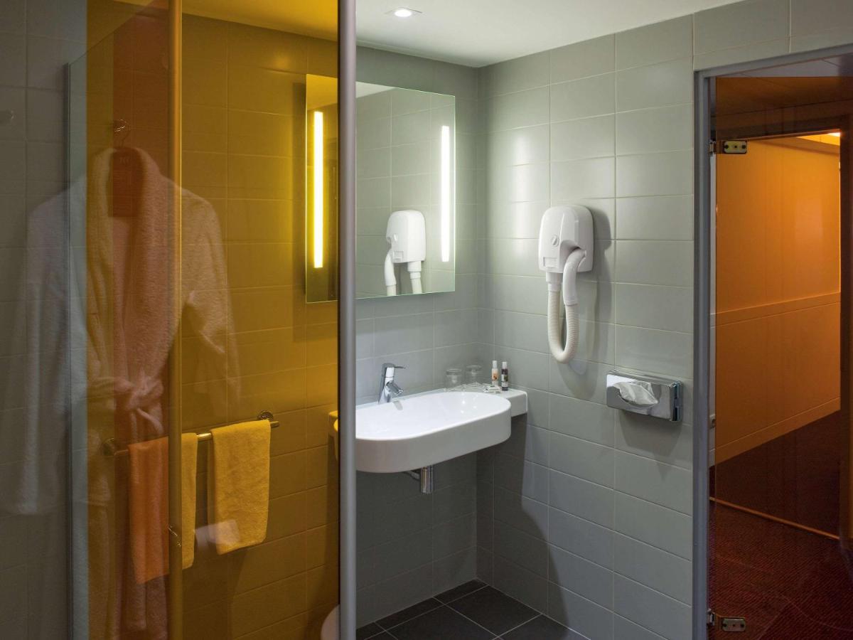 Residence Mercure Paris La Defense Grande Arche Nanterre Exterior photo